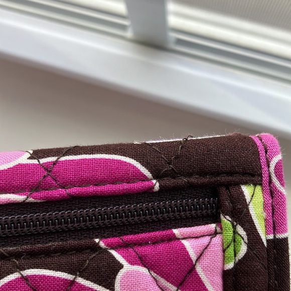 Vera Bradley purple punch floral quilted cotton NWOT wallet few loose th… - Picture 11 of 12